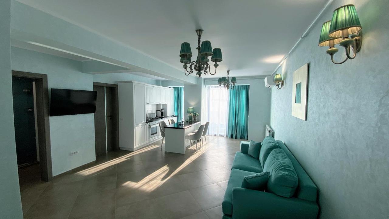 Myosotis Mamaia By The Lake Exterior photo