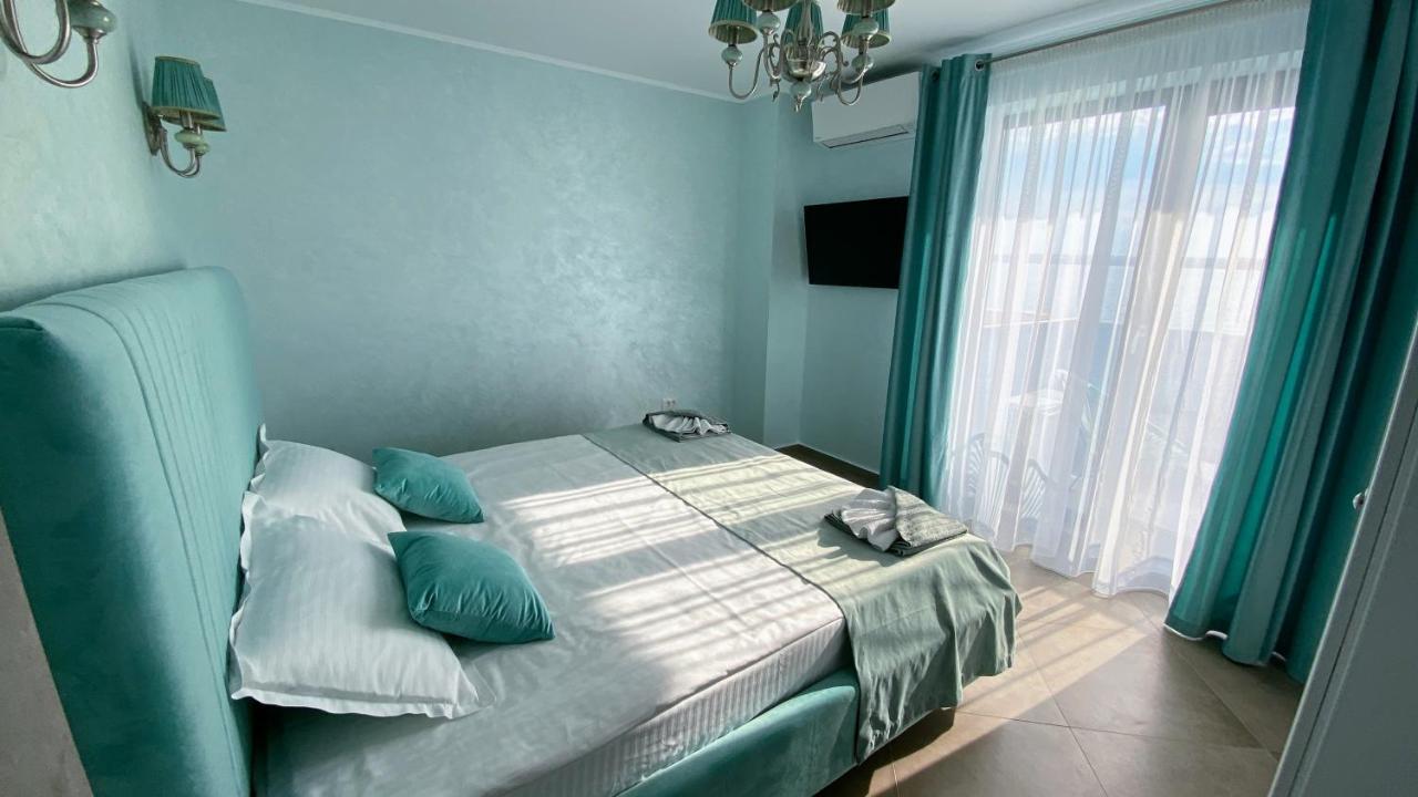 Myosotis Mamaia By The Lake Exterior photo